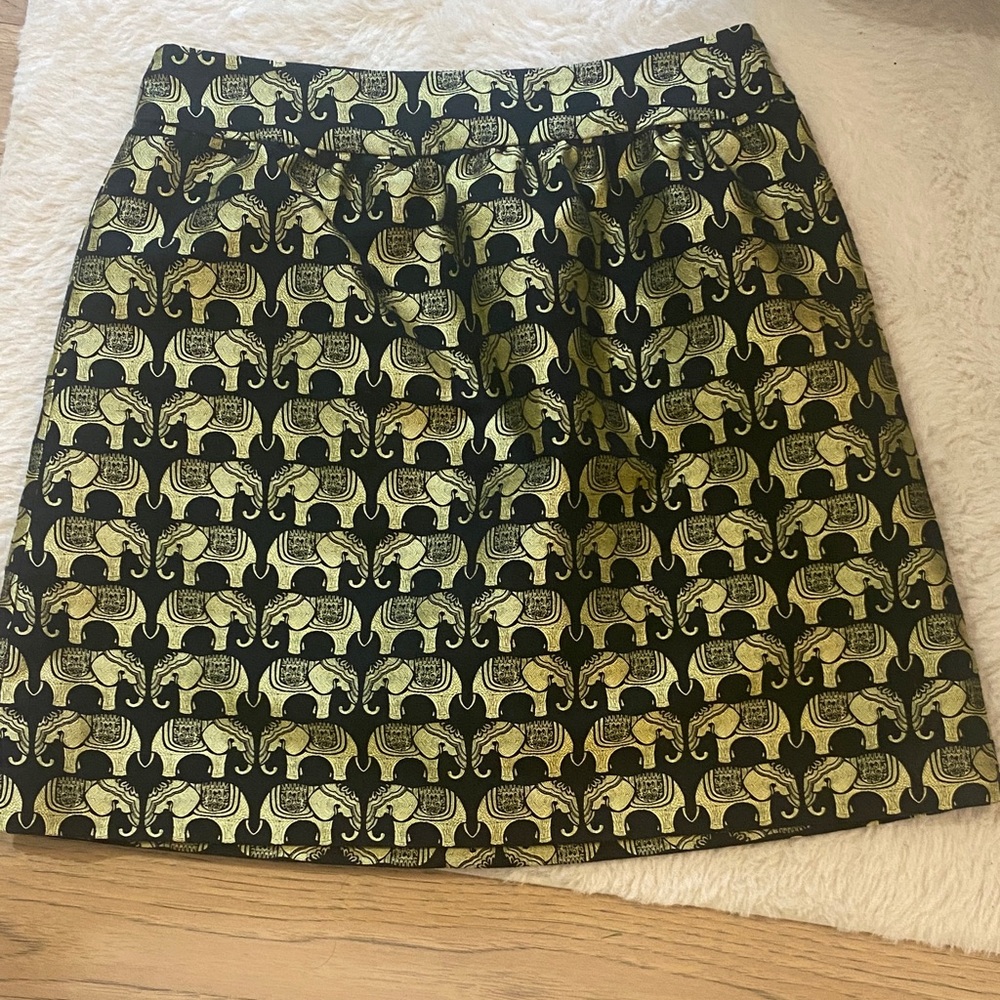 Crown & Ivy Black and Gold Elephant Mini Skirt - Size 2P